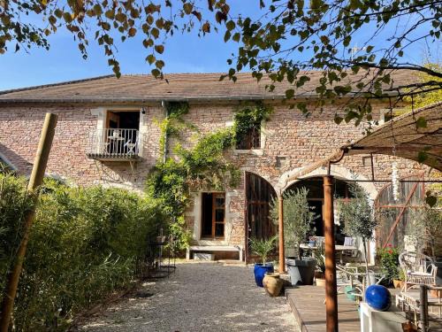 Givry House | Le Clos de Miribel