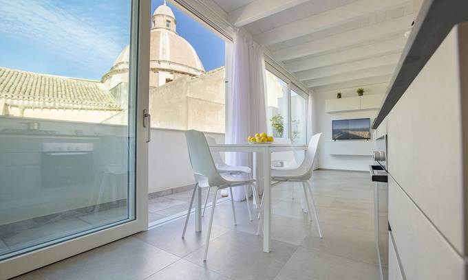 Trapani City Centre Apartment | Le Cupole Suites & Apartments