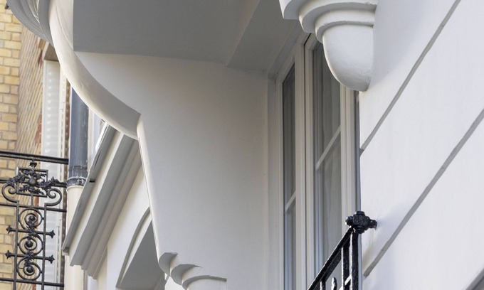 12th Arrondissement Hotel | Le Daum