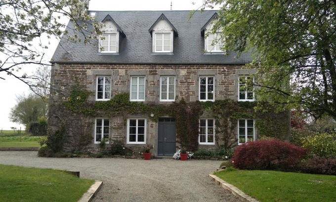 Vassy House | Le domaine des Ecureuils