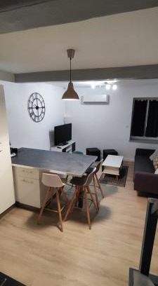 Meximieux Apartment | Le Duplex