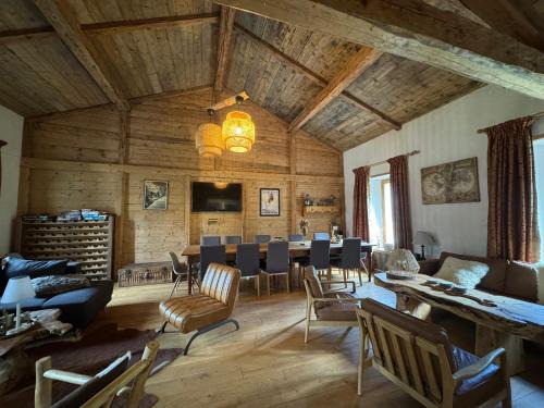 Sainte-Foy-Tarentaise Ski Chalet | LE FRANIER Splendide Chalet en Montagne - 12pers
