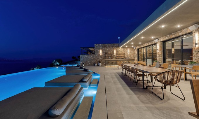 Evrostina Hotel | Le Grand Bleu Resort