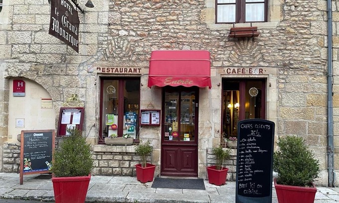Donzy Hotel | Le Grand Monarque Donzy