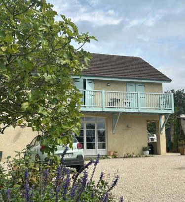 Garos Apartment | Le Grenier at Garos