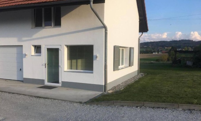 Lechelles Apartment | LE Gueravet