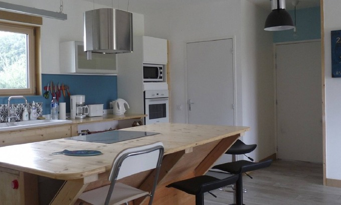 Ploufragan Apartment | LE HANGAR-Apartment-Modern-Terrace-Private Bathroom