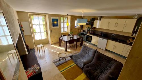 Eygalieres House | Le jardinet de Rosa Maison de village