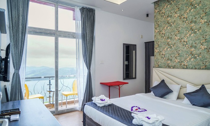 Ooty Hotel | Le Karaj Meadows