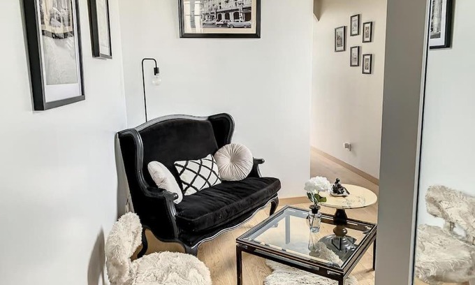 La Victoire - Les Marechaux Apartment | Le Lutèce - Charme Parisien