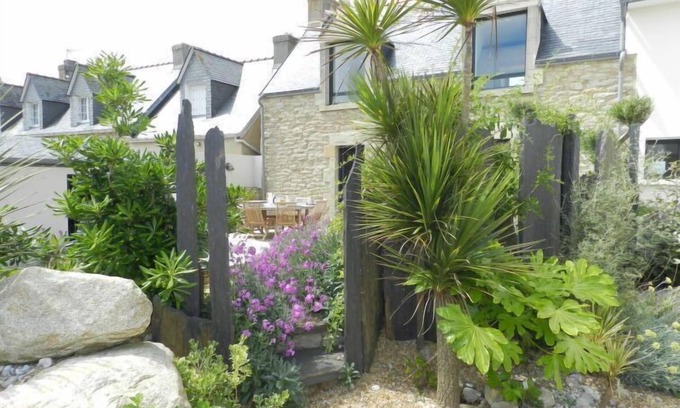 Saint-Guenole House | Le Ménez by Interhome