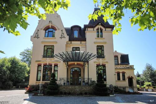 Caudry Bed & Breakfast | Le Manoir de la mantille
