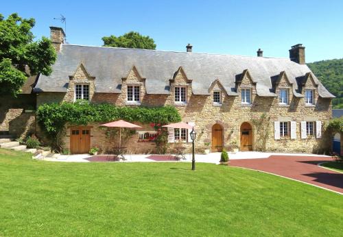 Clecy Bed & Breakfast | Le Manoir de Placy - Chambres d'Hôtes