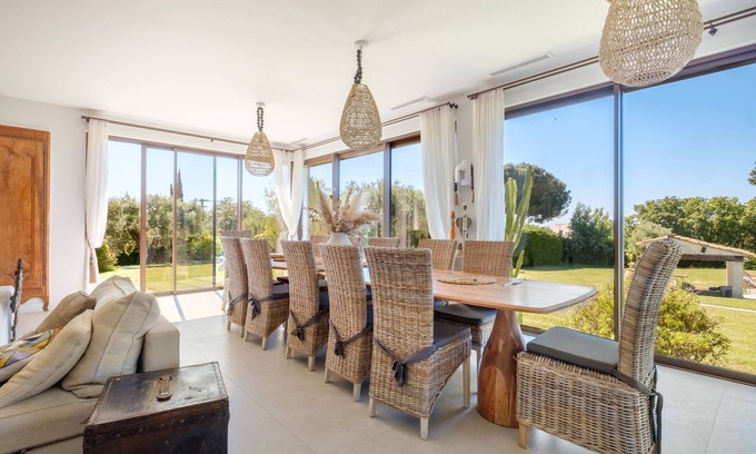 La Gaude Villa | Le Mas des Serens: A haven of peace with exceptional panoramic views