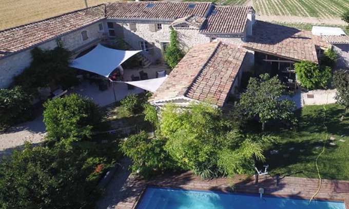 Marsanne House | Le Mas du Pas, large Provencal farmhouse, 15 people, heated pool, 5 bathrooms or bathtub