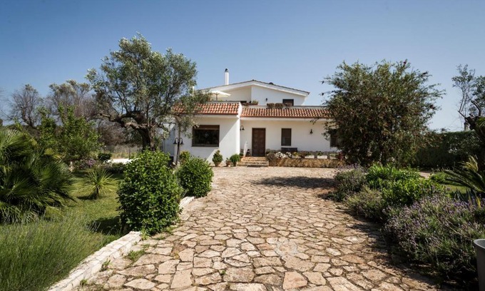 Casarano House | Le more Holiday Home