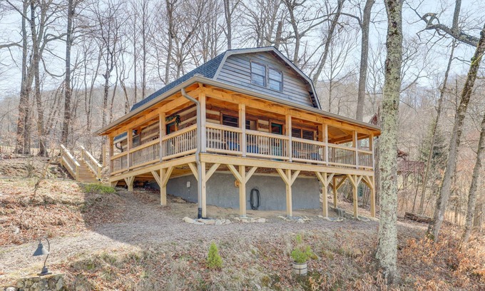 Wolf Laurel House | Le Nest Mountain Hideaway