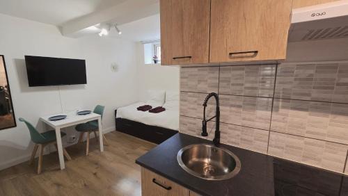 Saint - Aubin - Dupuy Apartment | Le Nid de la Colombe - Hypercentre