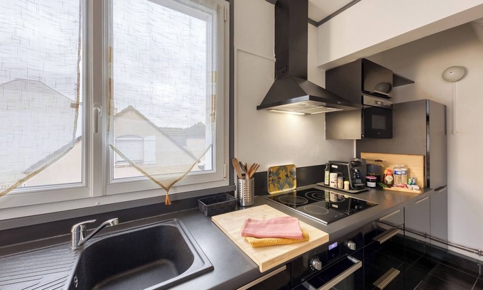 Montmagny Apartment | LE NID Douillet : Paris Proche-cozy-netflix