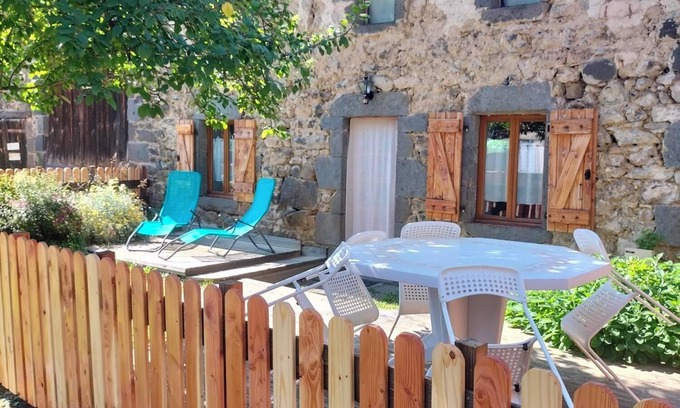 Bromont Cottage | Le nid du Bouvreuil Entre Sioule et Volcans D'auvergne