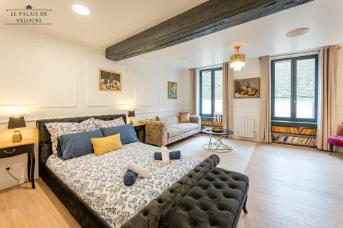 Auxerre Apartment | Le Palais de Velours (Centre-Ville Historique)