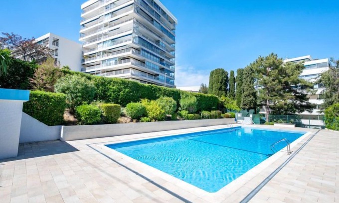 Riou - Petit Juas - Av de Grasse Apartment | Le Palladio by Interhome