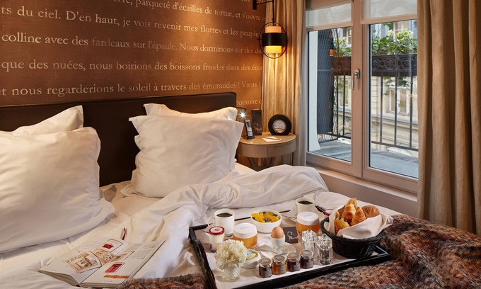 Madeleine Hotel | Le Pavillon des Lettres