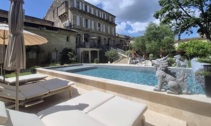 Lussac Bed & Breakfast | Le Pavillon (Privatization)