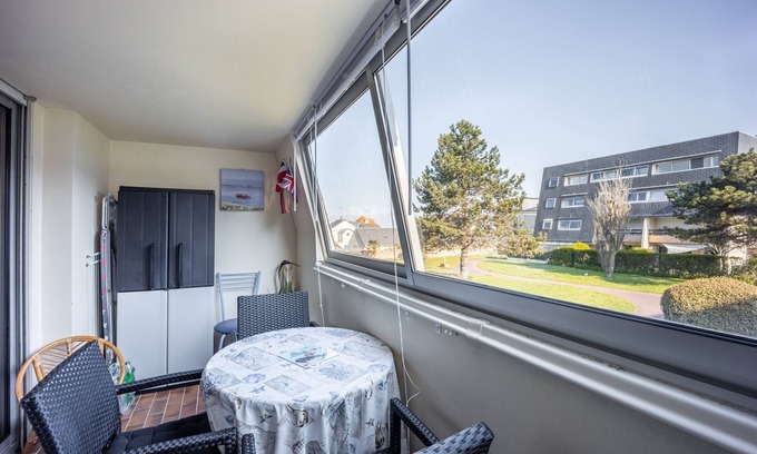 Bernieres-sur-Mer Apartment | Le Pavois - appartement à 50 mètres de la mer
