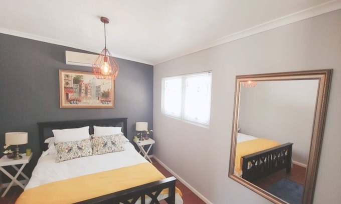 Paarl Cottage | Le Petit Dalau , Paarl