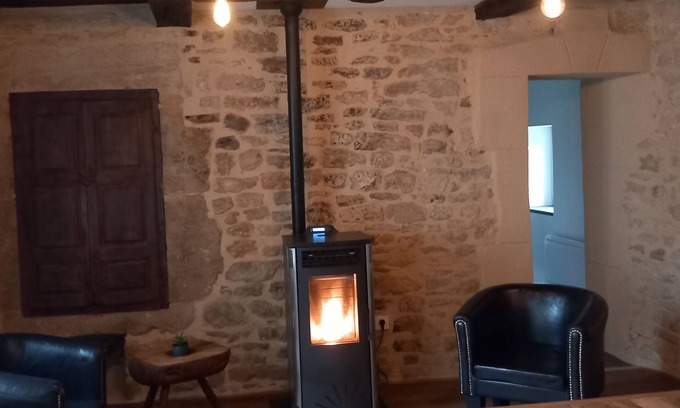 Sainte-Eulalie-d'Olt House | Le Petit Gîte Douillet de Malescombes