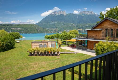 Duingt Hotel | Le Petit Létraz
