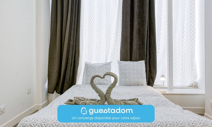 Laval Apartment | Le Pied-à-Terre - Wifi - Centre-ville