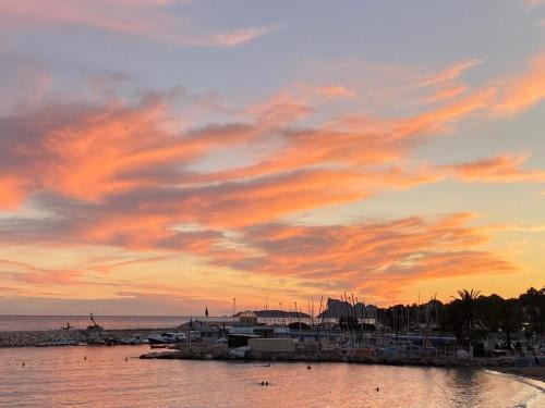 Les Lecques Apartment | Le plus bel emplacement des Lecques ! 3p vue mer