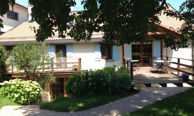 Juriens Bed & Breakfast | Le Pré