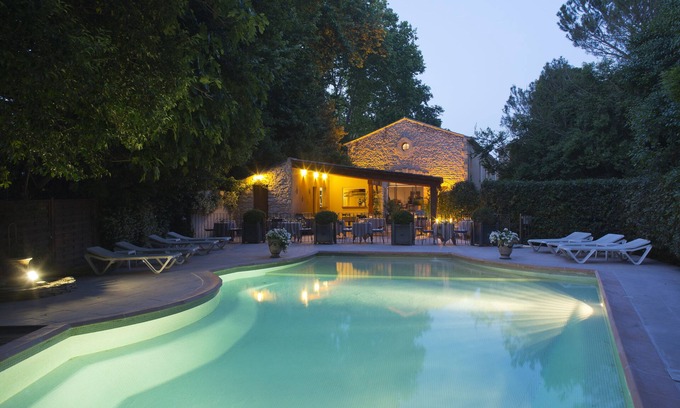 Costieres Hotel | Le Pré Galoffre