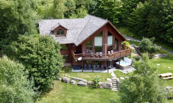 Saint-Faustin-Lac-Carre Ski Chalet | Le Prestigieux, Lake, Spa, Air, BBQ, Golf & Ski
