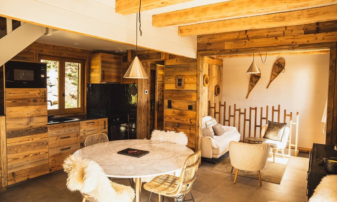 Besse-et-Saint-Anastaise Ski Chalet | Le Refuge de l'Horizon 6/8 pers