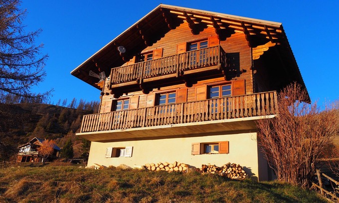 Chateau-Ville-Vieille Ski Chalet | Le "refuge" au Coeur du Queyras
