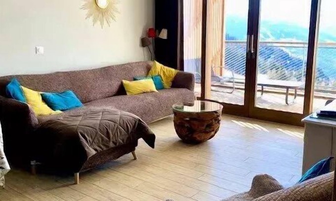 Arc-1600 Apartment | Le Ridge Residence - RIDGE 504