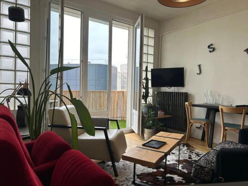 Saint-Helier Apartment | Le Saint HeL, Magnifique T2 en face du TNB