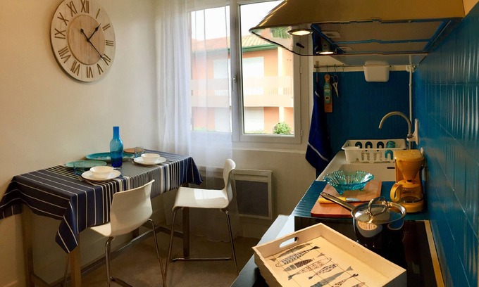 Vieux-Boucau-les-Bains Apartment | Le Studio bleu de la gare in Vieux Boucau