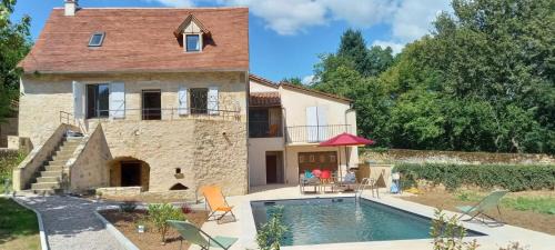 Saint-Jean-Lespinasse House | Le Temps D'une Revery