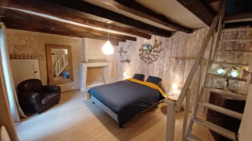 Montresor House | Le troglogite Ambraline