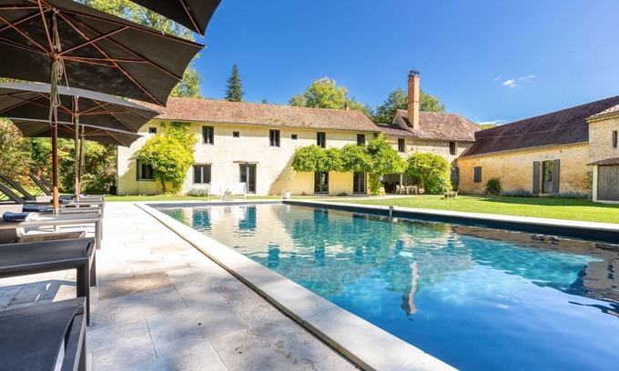 Saint-Avit-Senieur Villa | Le Vieux Moulin - Six Bedroom Villa, Sleeps 12