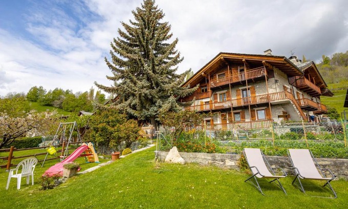 Saint-Pierre Apartment | Le Vieux Noyer - Appartamenti al Verde villaggio di Rumiod