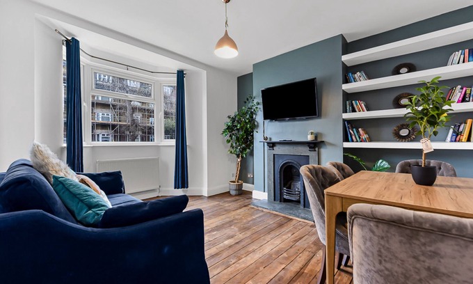 Wandsworth Apartment | Leafy Oasis: Wandsworth Chic Pad