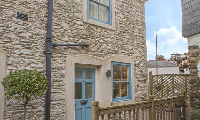 Salcombe House | Lee Shore