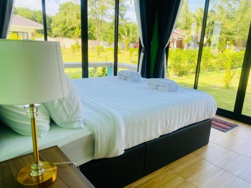 Tha Sala House | Leelavadee Villa Sea Views