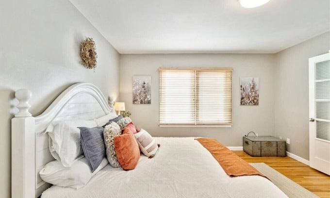 Lehi House | Lehi Luxe Escape | BBQ | Hot Tub | 3 King Beds